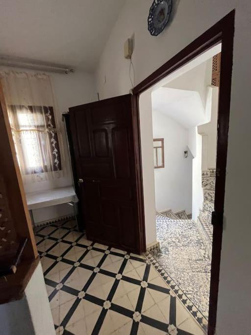 Mehek Apartment Асила Екстериор снимка