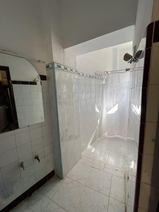 Mehek Apartment Асила Екстериор снимка