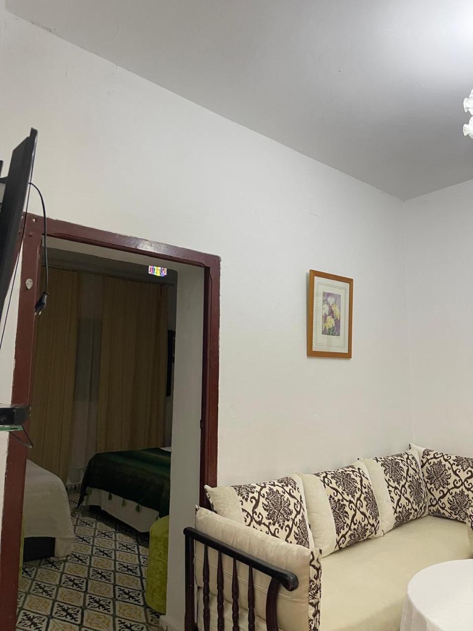 Mehek Apartment Асила Екстериор снимка