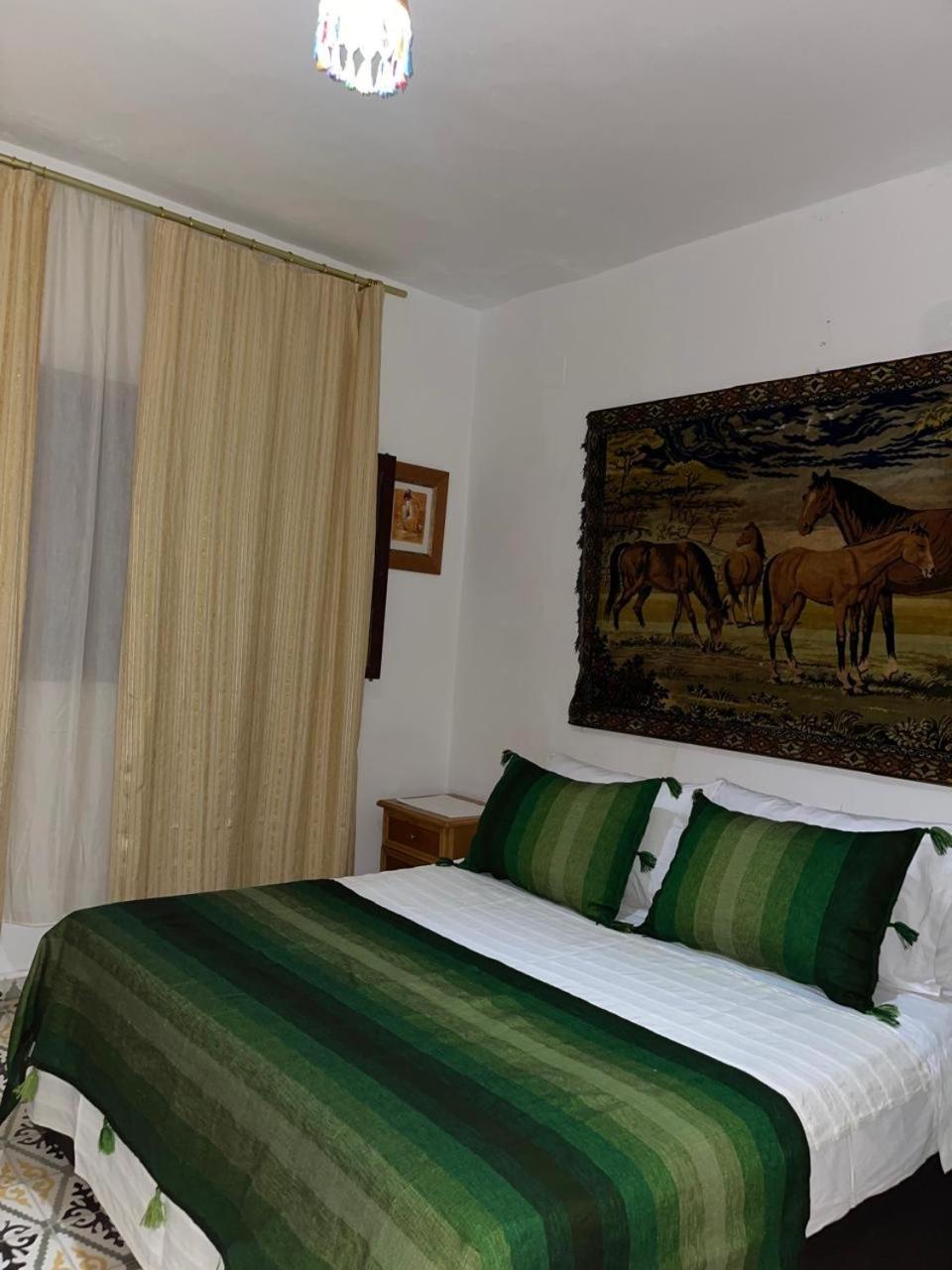 Mehek Apartment Асила Екстериор снимка