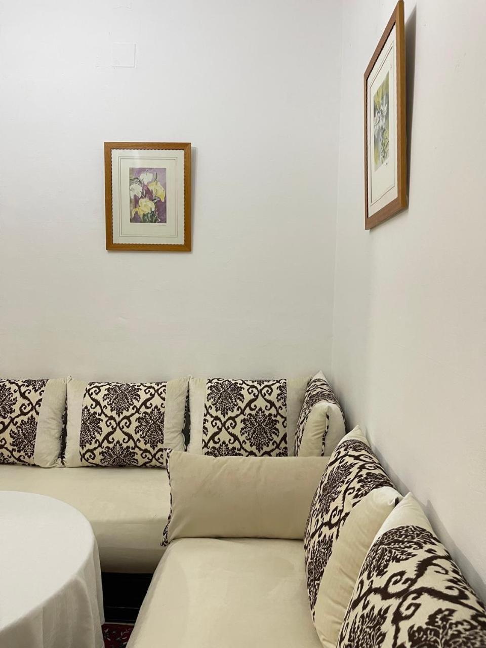 Mehek Apartment Асила Екстериор снимка